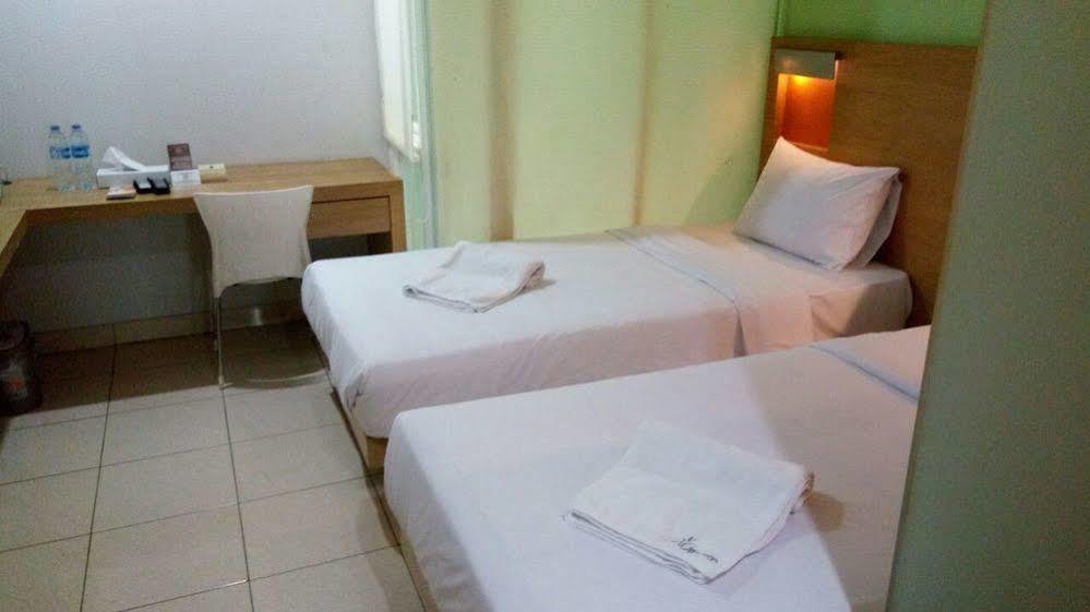 Legreen Suite Poso Yakarta Exterior foto
